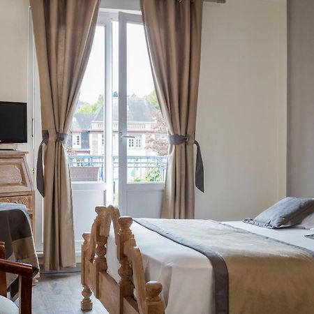 Hotel Restaurant Le Bristol นีเดอร์บรอนน์-เลส์-แบ็งส์ ภายนอก รูปภาพ