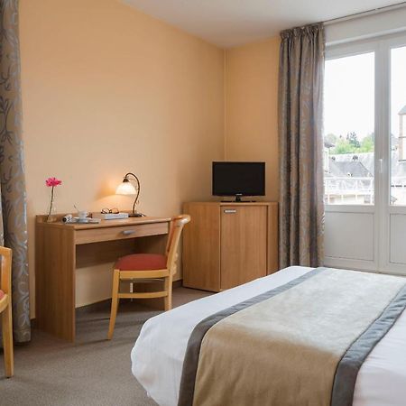 Hotel Restaurant Le Bristol นีเดอร์บรอนน์-เลส์-แบ็งส์ ภายนอก รูปภาพ