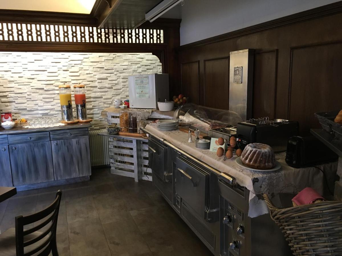 Hotel Restaurant Le Bristol นีเดอร์บรอนน์-เลส์-แบ็งส์ ภายนอก รูปภาพ