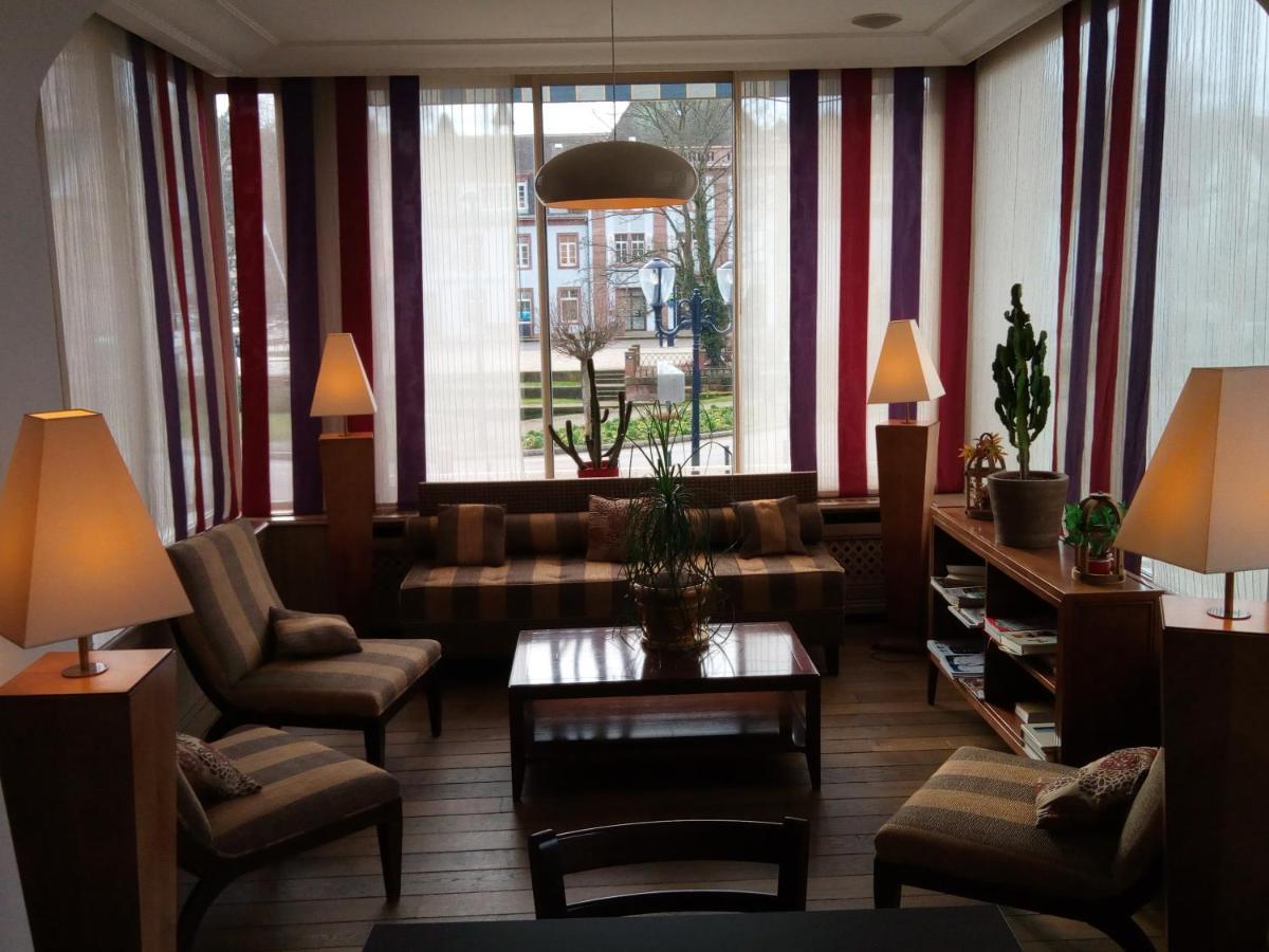 Hotel Restaurant Le Bristol นีเดอร์บรอนน์-เลส์-แบ็งส์ ภายนอก รูปภาพ